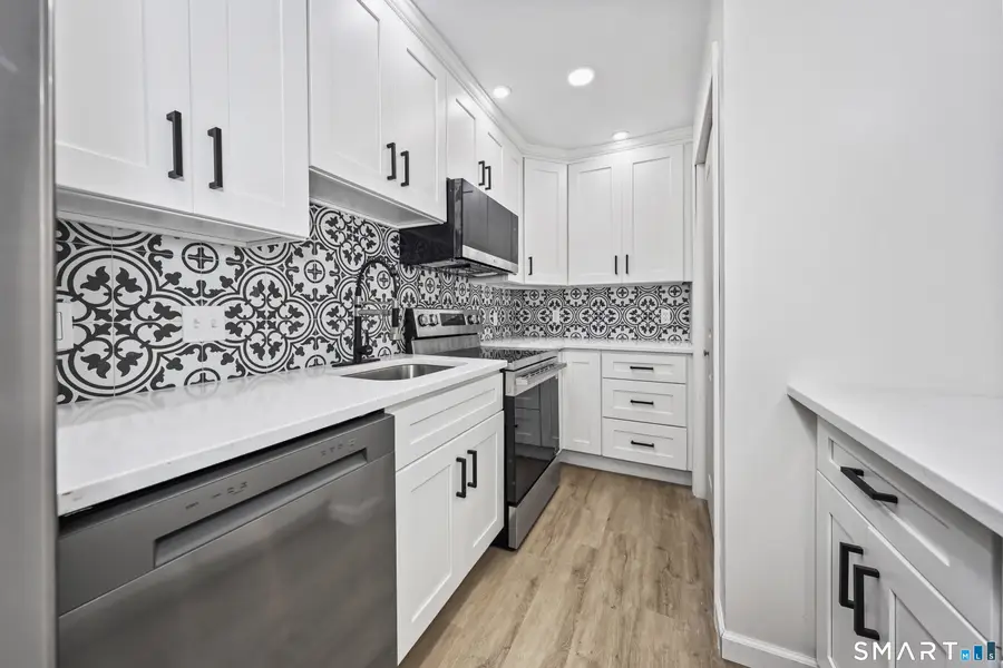 17 Wauwinet Court #17, Guilford, CT 06437 - #3