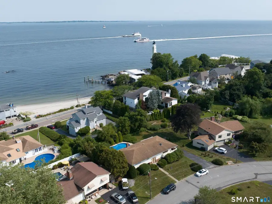 62 Admiral Drive, New London, CT 06320 - #3