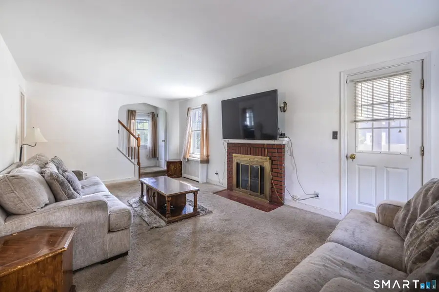 810 Huntington Turnpike, Bridgeport, CT 06610 - #2