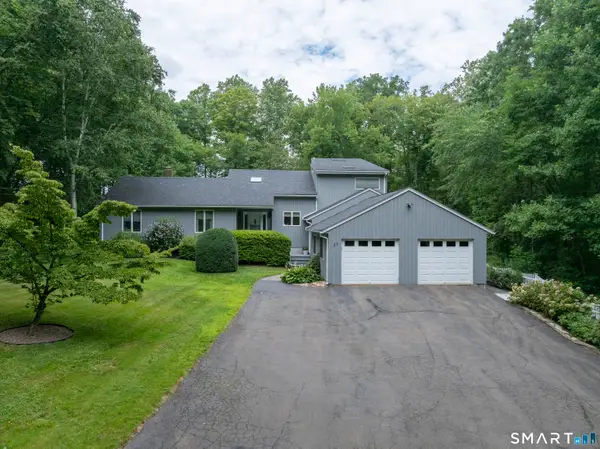 27 Wildwood Road, North Branford, CT 06471