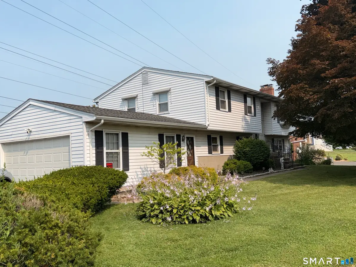 27 Hummingbird Drive, Berlin, CT 06037 - #1