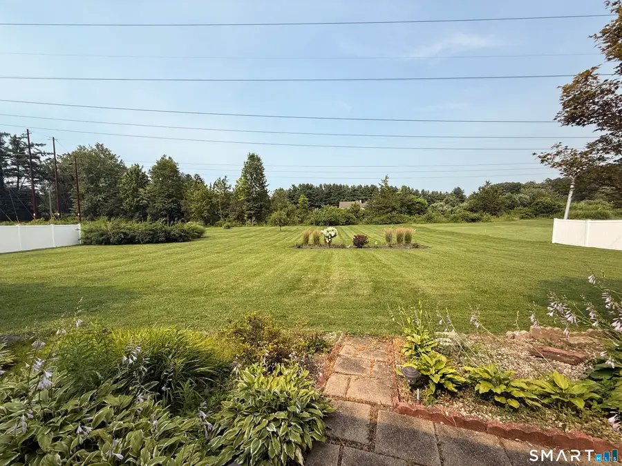 27 Hummingbird Drive, Berlin, CT 06037 - #3
