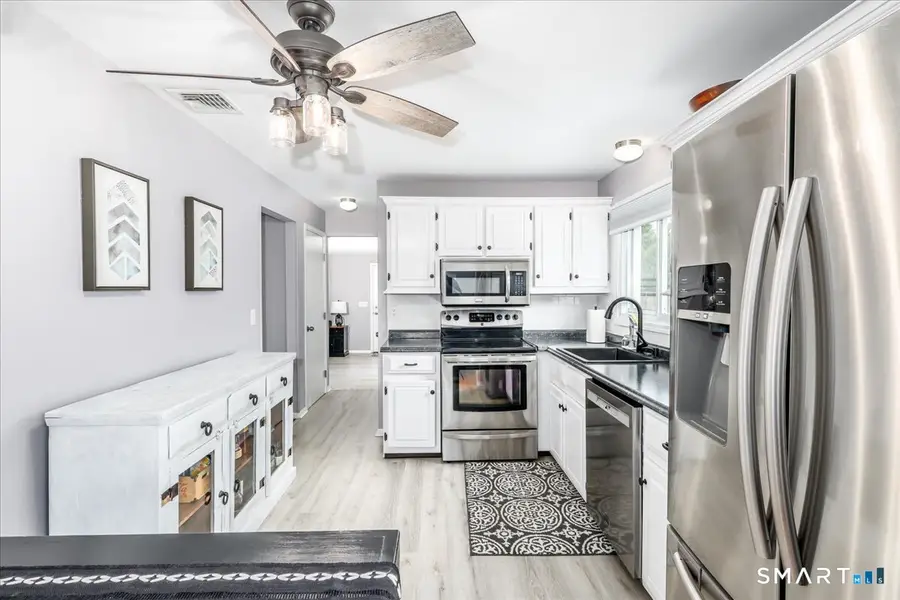 13 Far Horizons Drive, Bethel, CT 06801 - #2