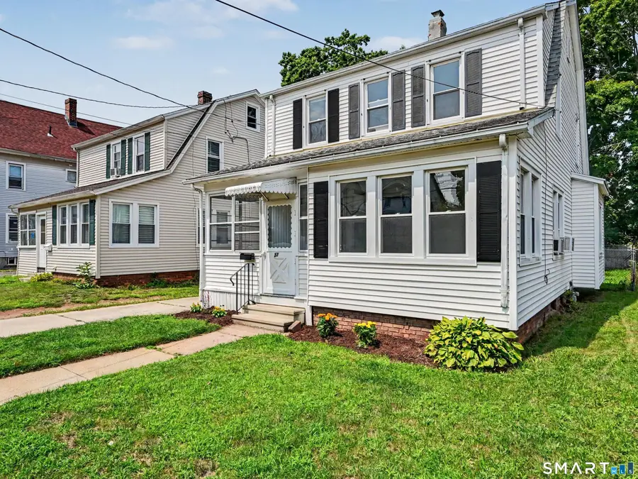 33 Maple Street, West Haven, CT 06516 - #2