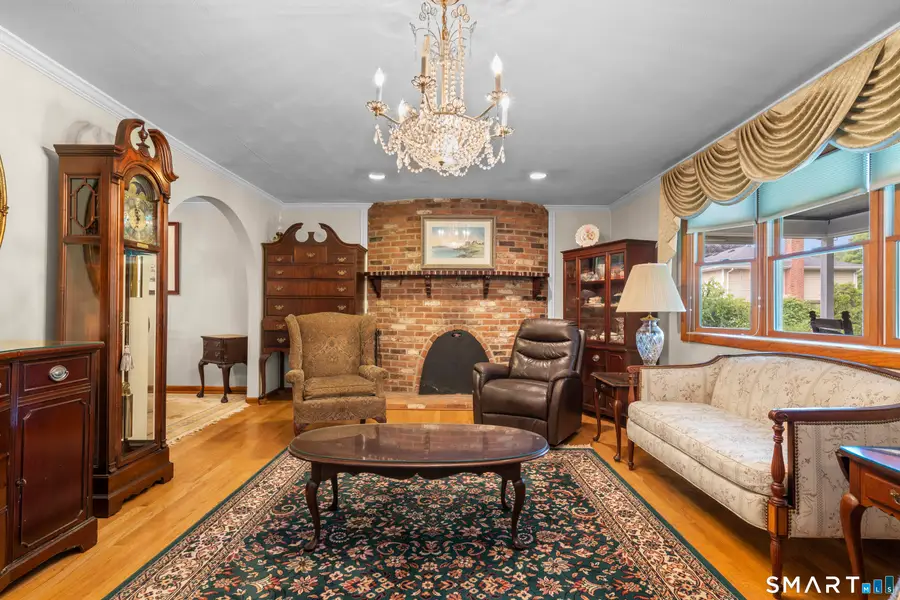 1 Sachem Drive, North Haven, CT 06473 - #3