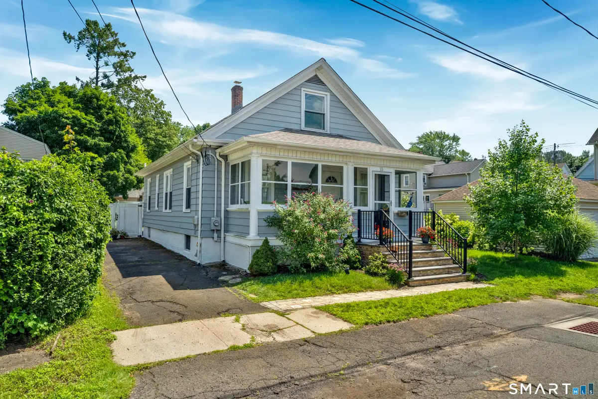 15 Laden Avenue, Wallingford, CT 06492 - #1