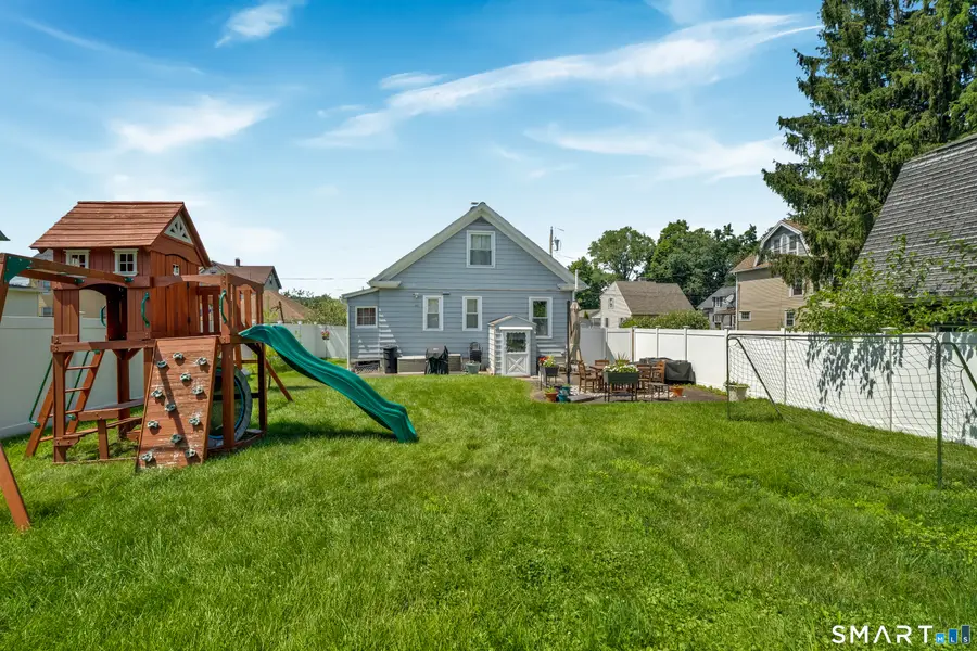 15 Laden Avenue, Wallingford, CT 06492 - #2