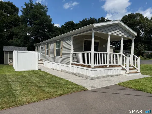 5 Sundeck Terrace, Southington, CT 06489