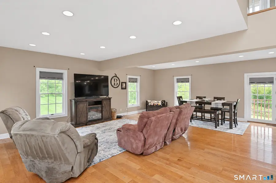 42-B Great Ring Road, Newtown, CT 06482 - #2