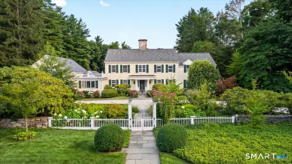 38 Gerrish Lane, New Canaan, CT 06840
