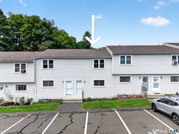 1081 New Haven Road #9D, Naugatuck, CT 06770