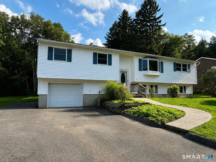 19 Hillside Circle, Brookfield, CT 06804 - #2