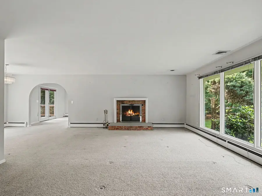 29 Weatherbell Drive, Norwalk, CT 06851 - #3