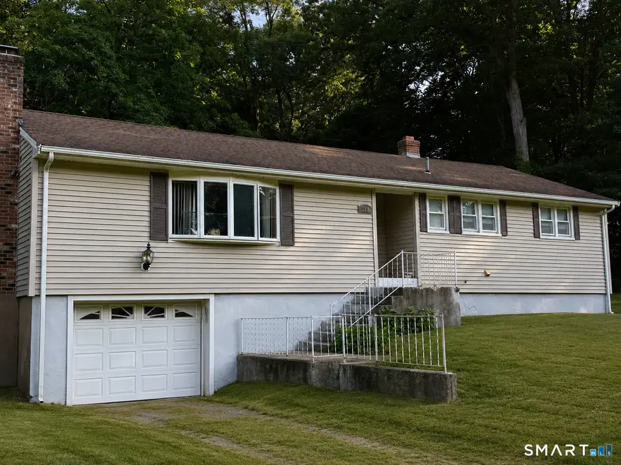 210 Griswoldville Avenue, Newington, CT 06111 - #3