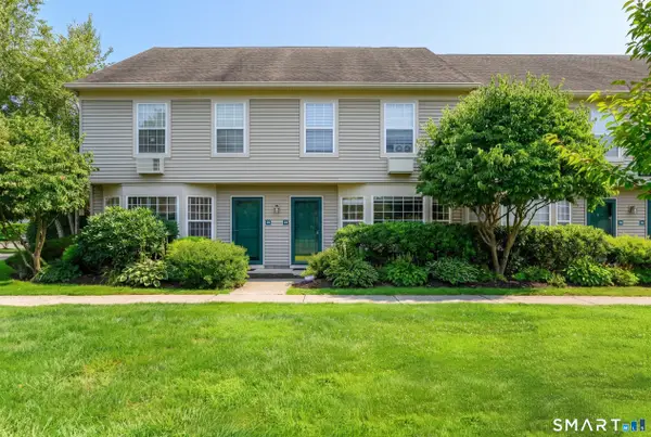 53 Glen Ridge Court #53, New Milford, CT 06776