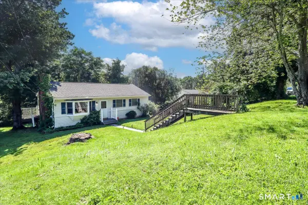 29 Overlook Drive, New Milford, CT 06776