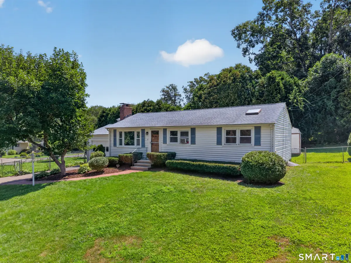 17 Sycamore Road, Niantic, CT 06357 - #1