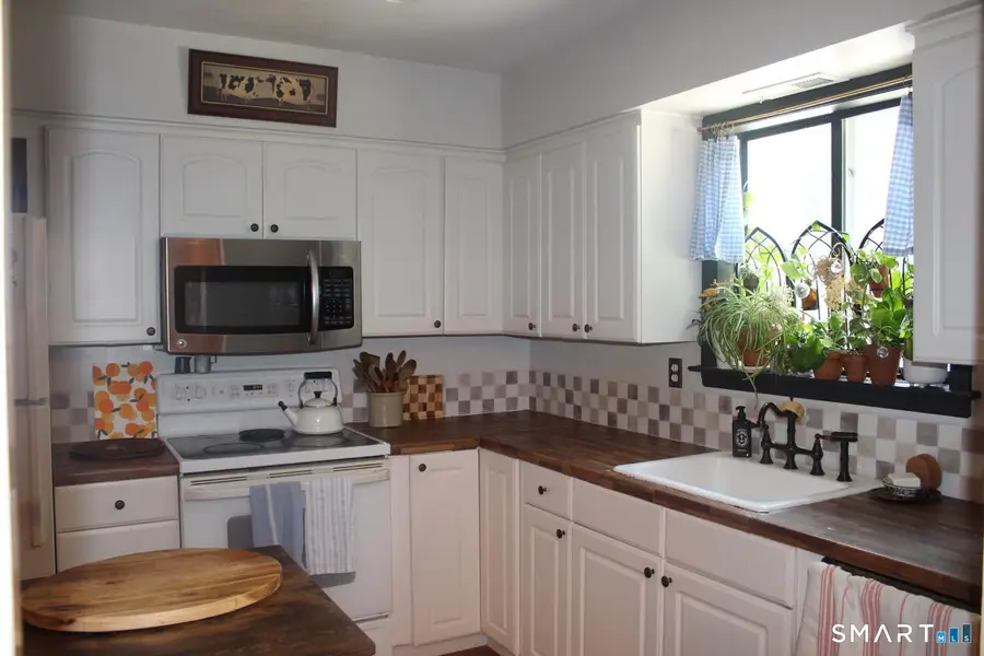 54 Whitmore Lane #3, Stamford, CT 06902 - #3