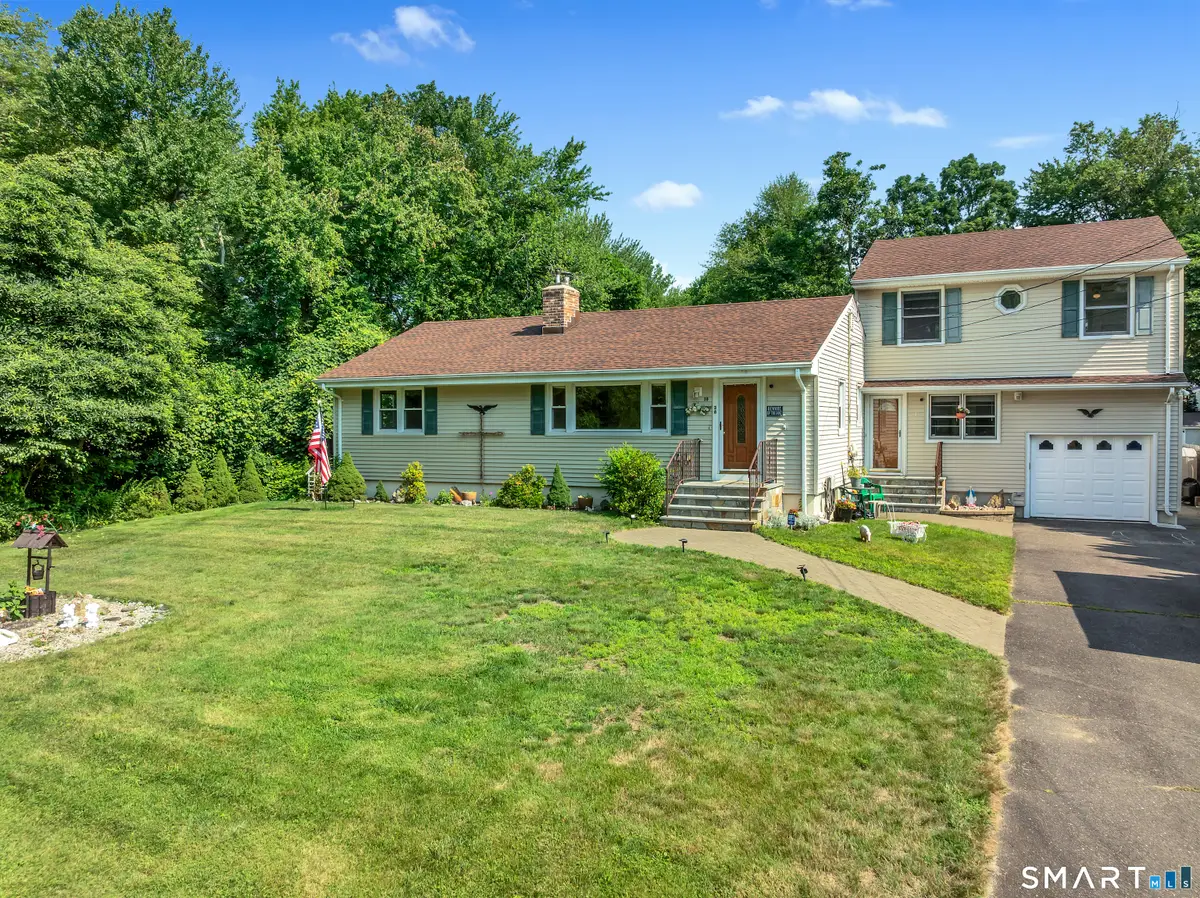 36 Clinton Street, Trumbull, CT 06611 - #1