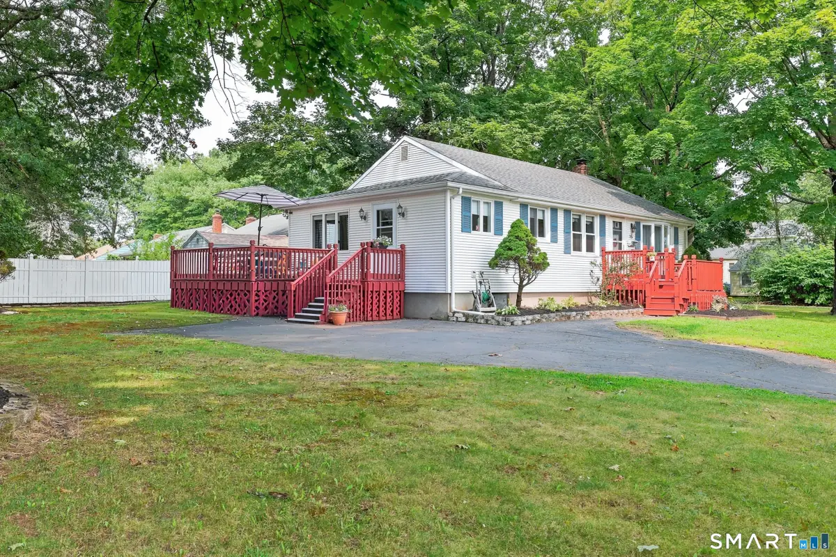 15 Raymond Street, East Hartford, CT 06118 - #1
