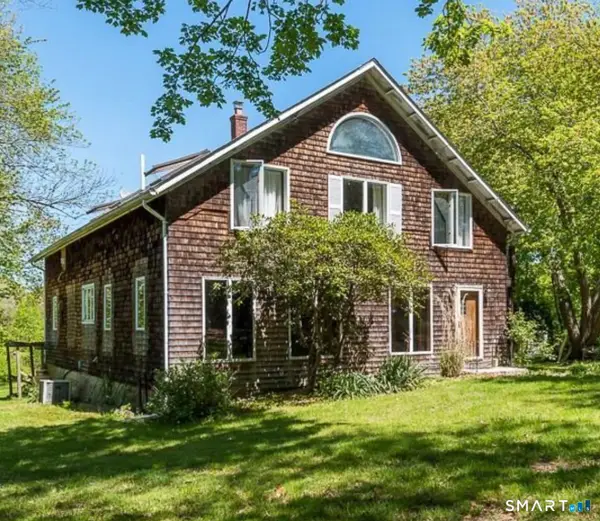 186 Great Neck Road, Waterford, CT 06385