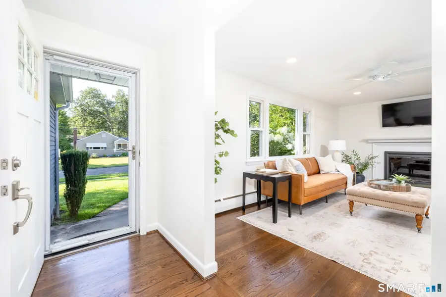 24 Haynes Road, West Hartford, CT 06117 - #2