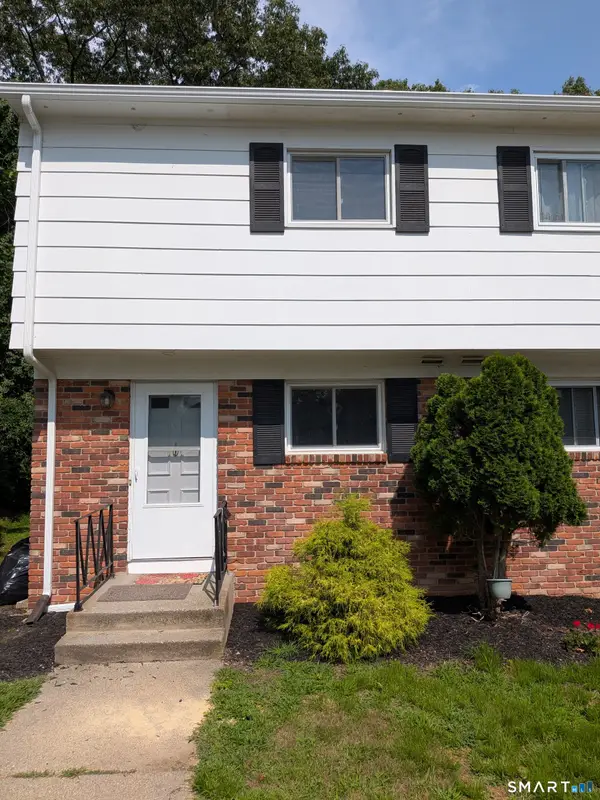 60 Skyline Drive #D, Montville, CT 06382