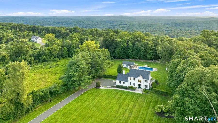 40-42 Great Ring Road, Newtown, CT 06482 - #2