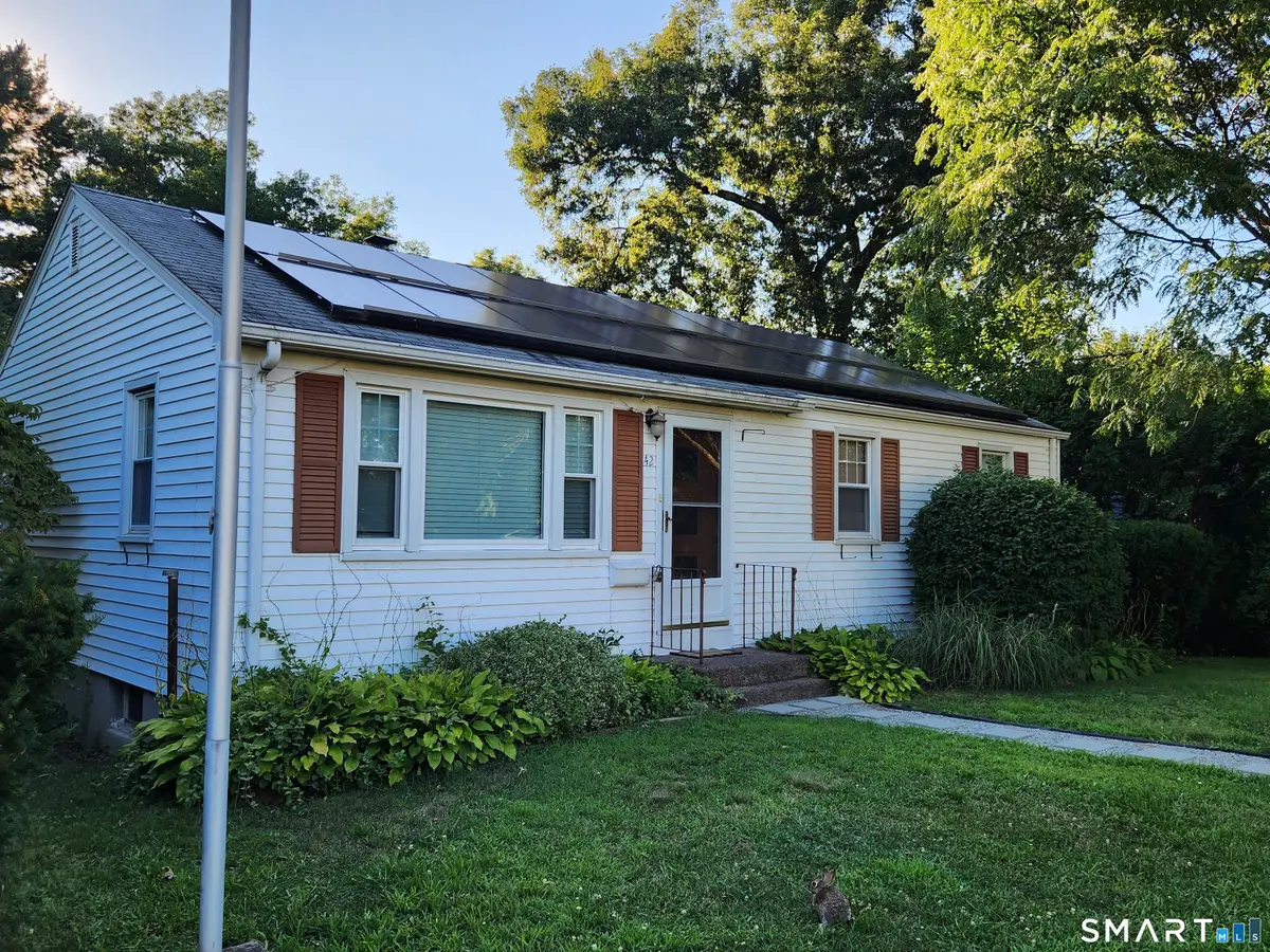 42 Coventry Street, Manchester, CT 06042 - #1