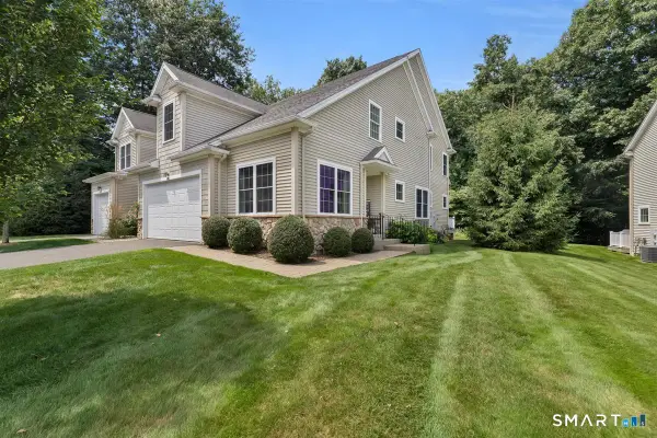 105 Turtlebrook Lane #105, Bristol, CT 06010