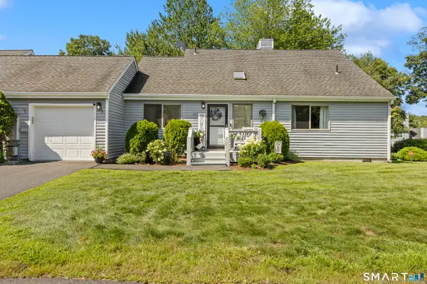 118 Cannon Ridge Drive #118, Watertown, CT 06795