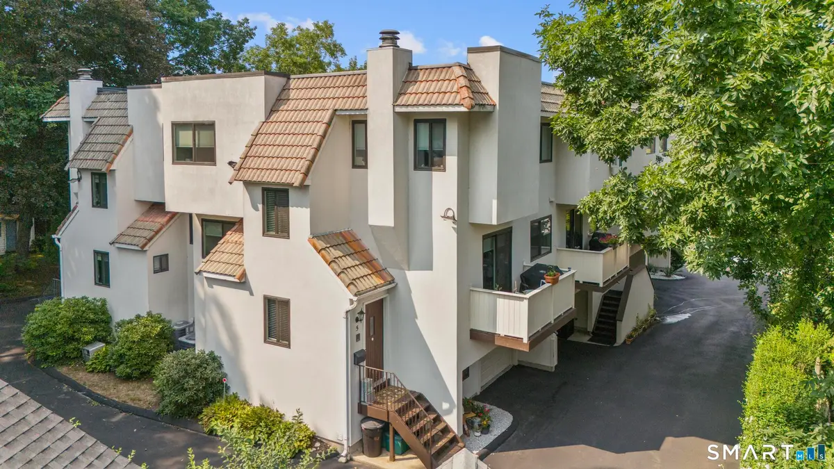 40 Riverside Avenue #4, Stamford, CT 06905 - #1