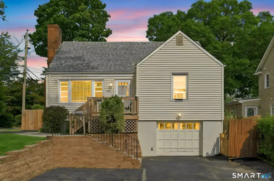 28 Ridgewood Avenue, Stamford, CT 06907 - #2