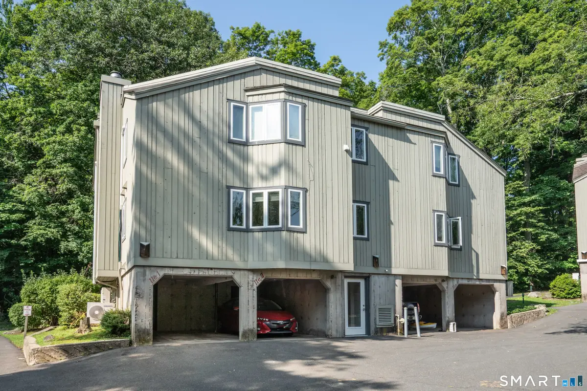 11 Byrne Court #E1, Farmington, CT 06032 - #1