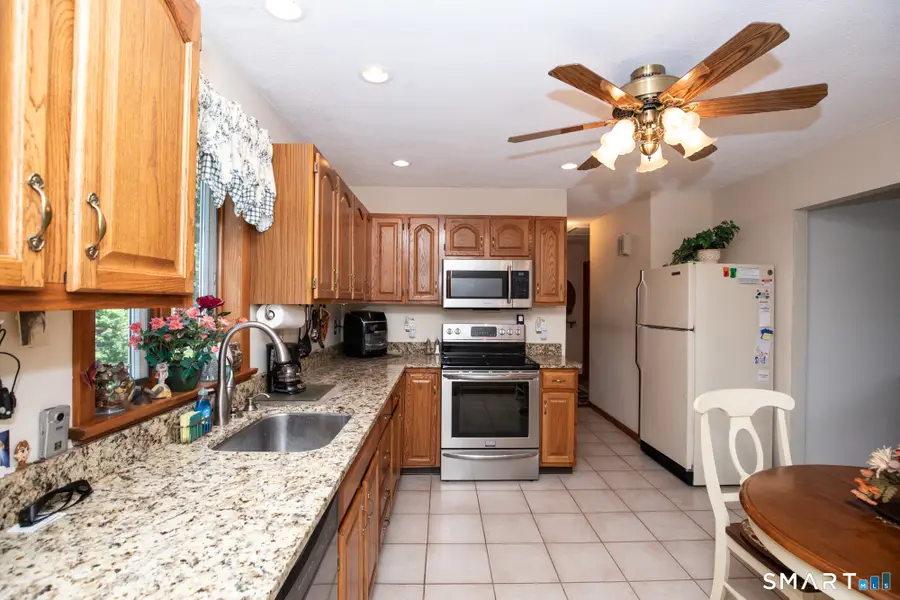 15 Goodwill Road, North Haven, CT 06473 - #3