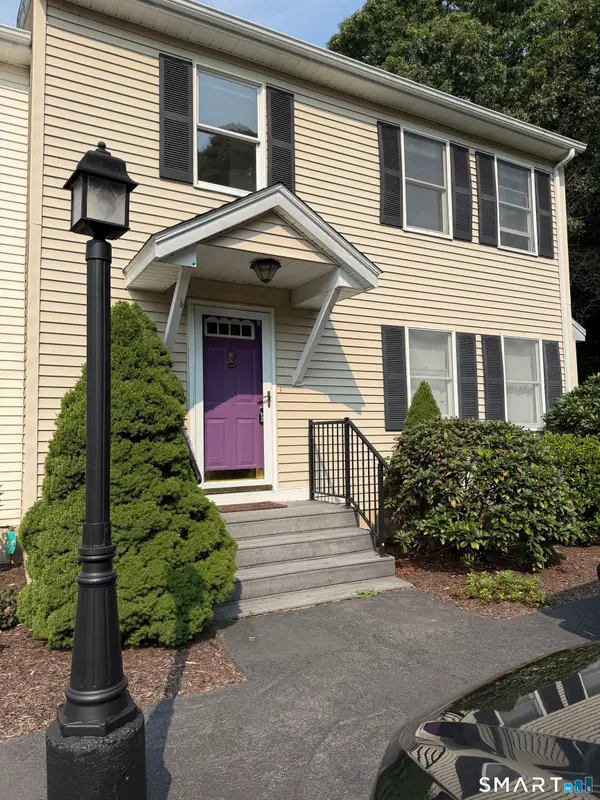 1 Castle Meadow Drive #1, Stonington, CT 06379