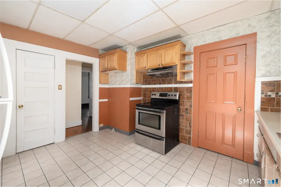 215 Boyden Street, Waterbury, CT 06704 - #3