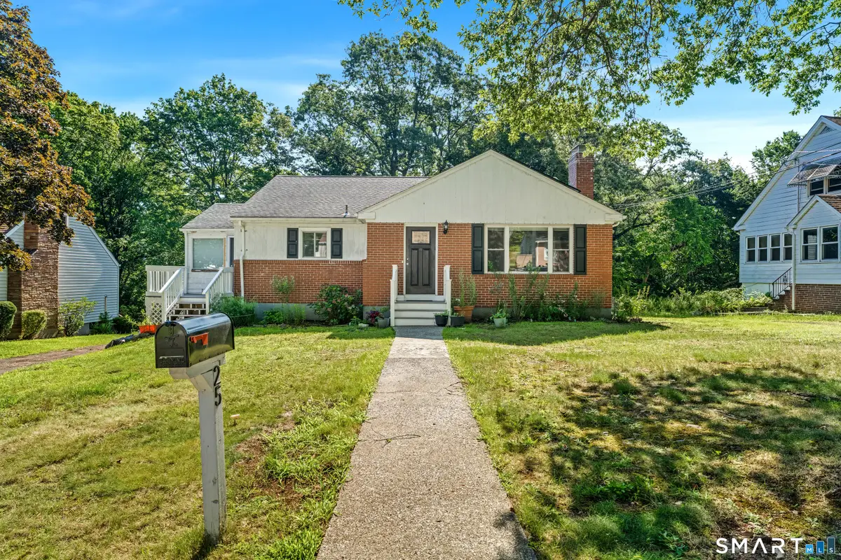 25 Seneca Road, New Haven, CT 06515 - #1