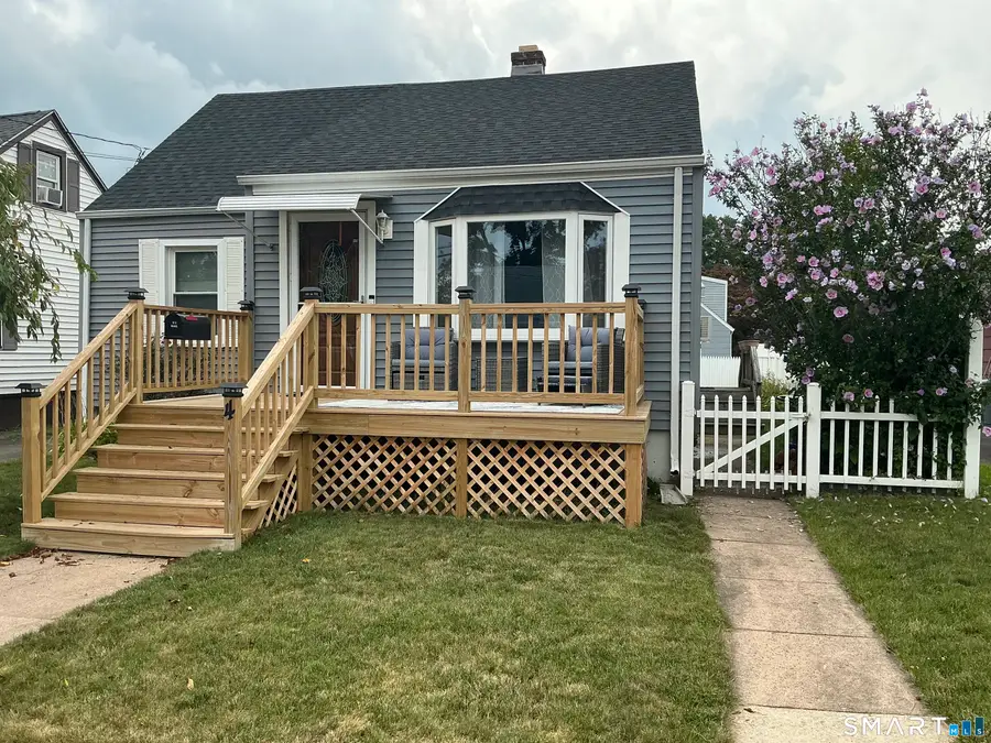 4 Elm Court, East Haven, CT 06512 - #2