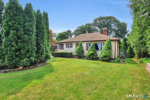 68 Pine Street, Meriden, CT 06451