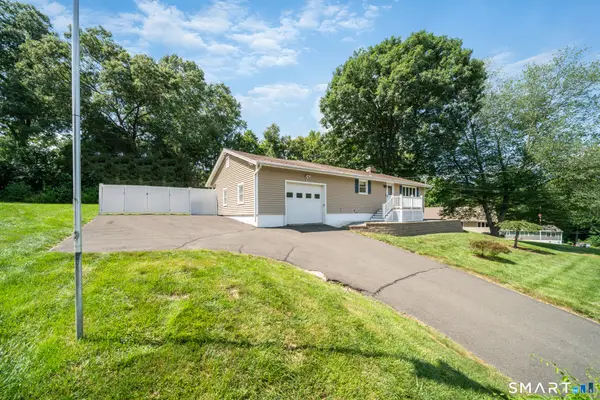 4 Gloria Avenue, Seymour, CT 06483