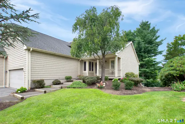 12 Boulevard Drive #36-193, Danbury, CT 06810