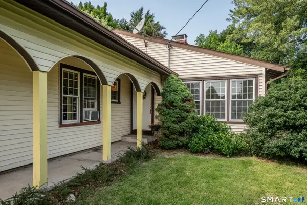 52 Greenhouse Boulevard, West Hartford, CT 06110