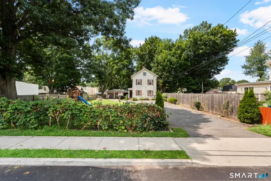 136 Franklin Street, Meriden, CT 06450 - #3
