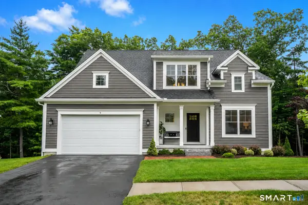 9 Griswold Place #9, Simsbury, CT 06070