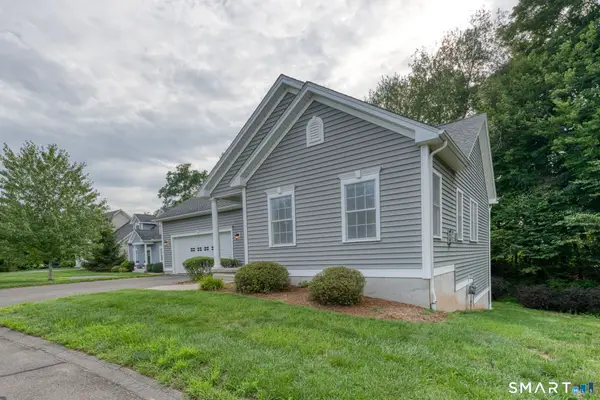 9 Chapman Chase #9, Windsor Locks, CT 06096