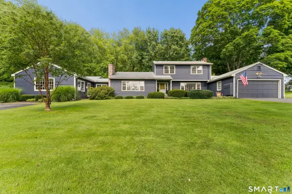 14 Jo Mar Drive, Newtown, CT 06482