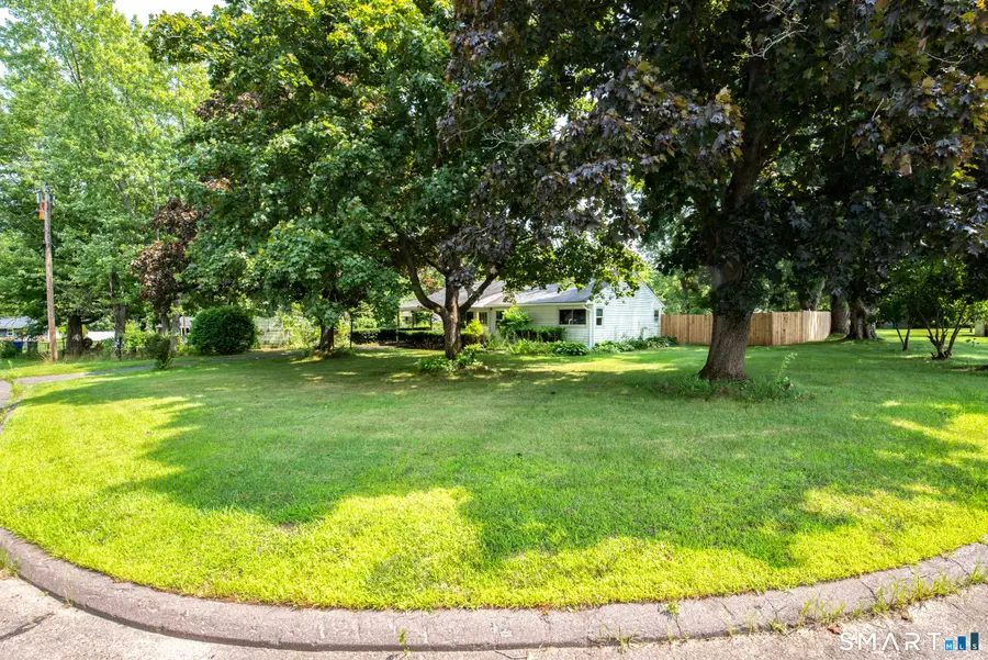 7 Weymouth Drive, Enfield, CT 06082 - #3