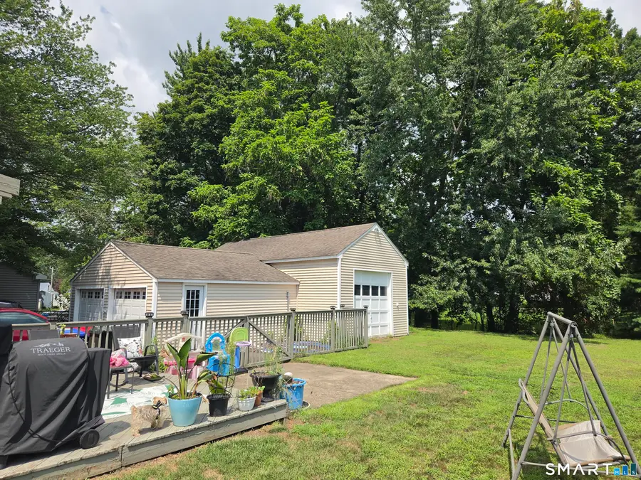 40 Suffolk Drive, East Hartford, CT 06118 - #3