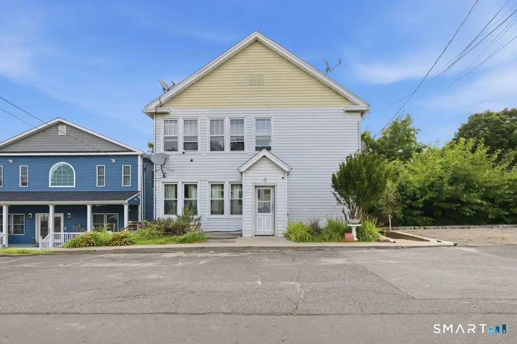 33 Vista Place, Waterbury, CT 06708 - #1